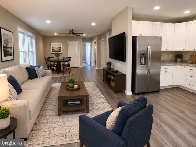 210 W 2ND ST, Ridgely, MD 21660