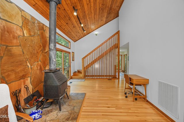 10 Ellen Place, Chapel Hill, NC 27514