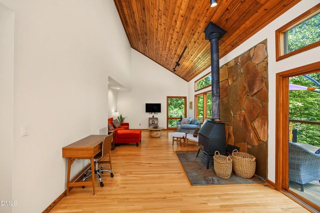 10 Ellen Place, Chapel Hill, NC 27514