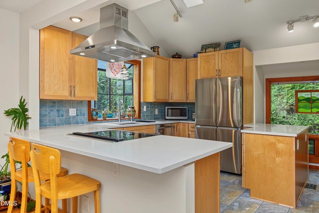10 Ellen Place, Chapel Hill, NC 27514