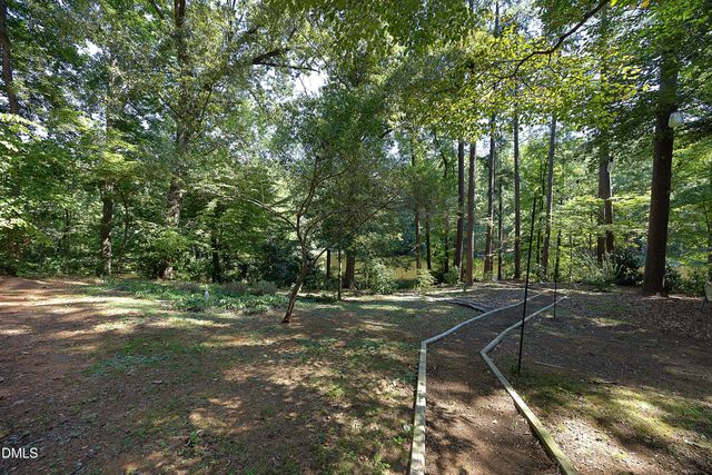 10 Ellen Place, Chapel Hill, NC 27514