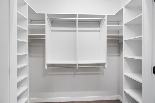 18 Artisan Dr Unit 207, Salem, NH 03079