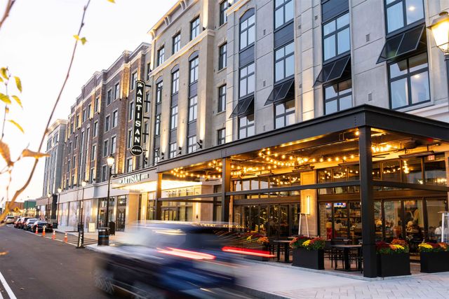 18 Artisan Dr Unit 207, Salem, NH 03079