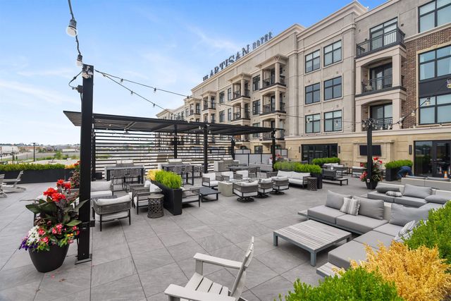 18 Artisan Dr Unit 207, Salem, NH 03079