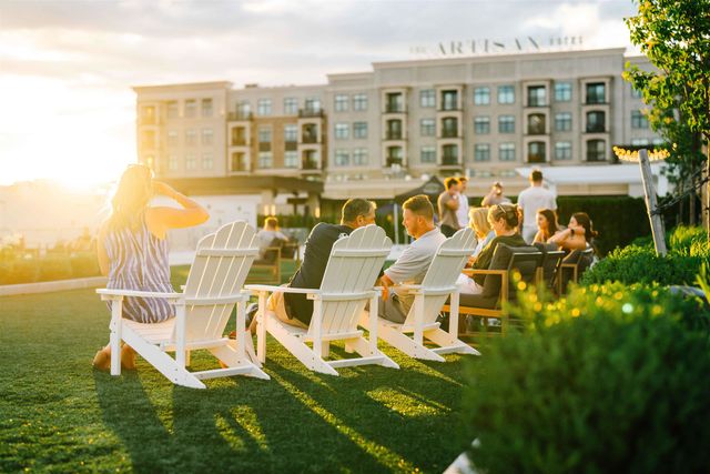 18 Artisan Dr Unit 207, Salem, NH 03079