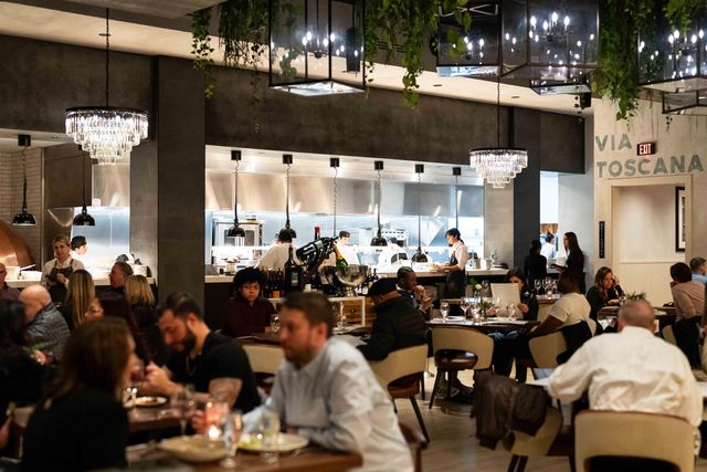 18 Artisan Dr Unit 207, Salem, NH 03079