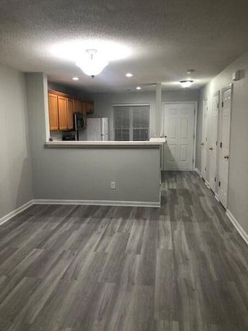 102 Pine Bluff Drive, Summerville, SC 29483