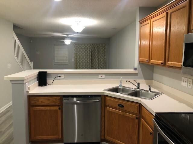 102 Pine Bluff Drive, Summerville, SC 29483