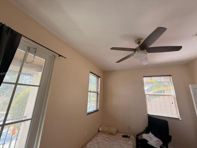 1408 SW 147th Ave, Pembroke Pines, FL 33027