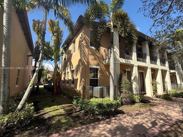 1408 SW 147th Ave, Pembroke Pines, FL 33027
