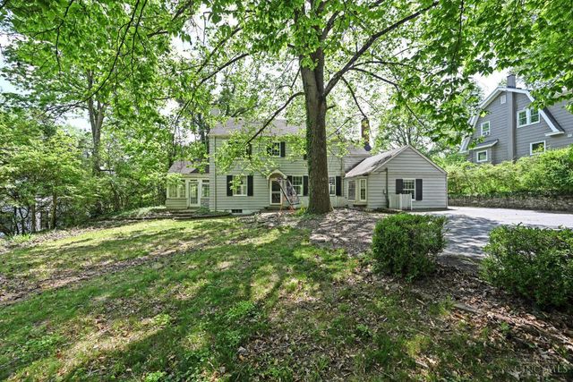 190 Mount Pleasant Avenue, Wyoming, OH 45215