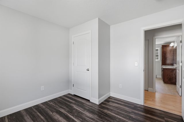 2 Evelyn Avenue, Raymond, NH 03077