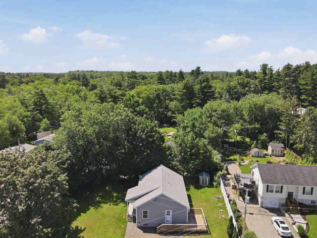 2 Evelyn Avenue, Raymond, NH 03077