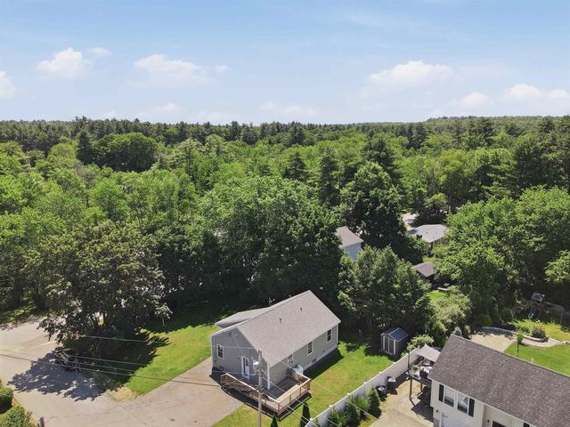 2 Evelyn Avenue, Raymond, NH 03077