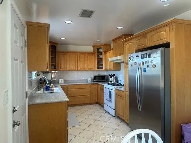 1942 S McPherrin Avenue, Monterey Park, CA 91754
