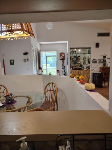 125 Ramblewood Circle, Royal Palm Beach, FL 33411