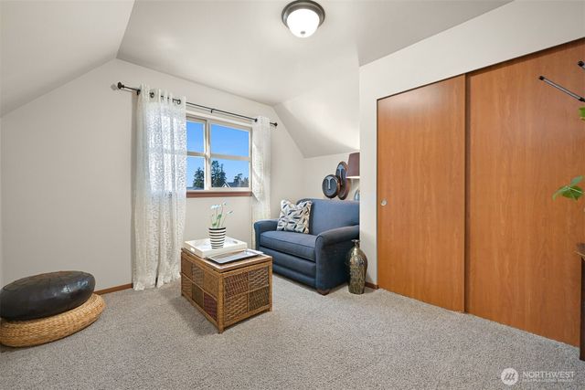 4590 Elmwood Drive, Blaine, WA 98230