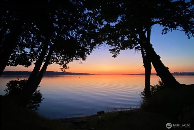 4590 Elmwood Drive, Blaine, WA 98230