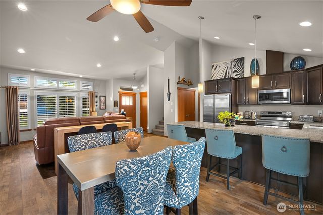 4590 Elmwood Drive, Blaine, WA 98230