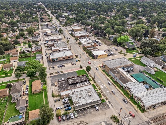 1425 Stonegate Road, La Grange Park, IL 60526
