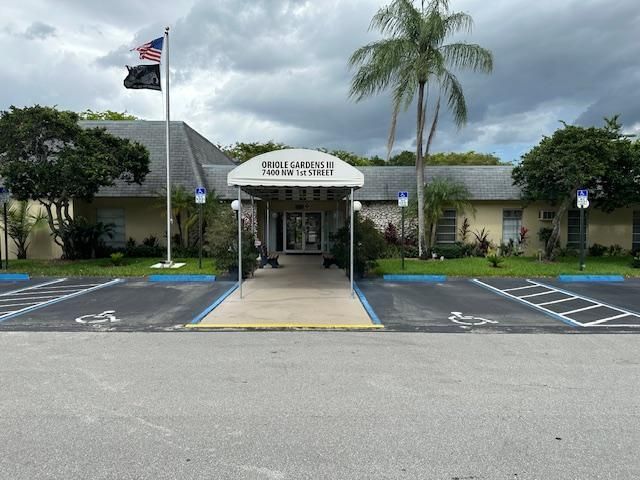 7500 NW 1st Street 208, Margate, FL 33063