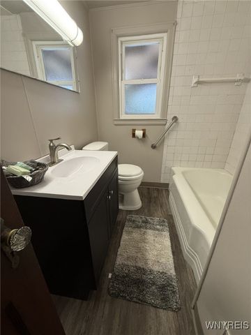 19 Allendale Road, Cheektowaga, NY 14215