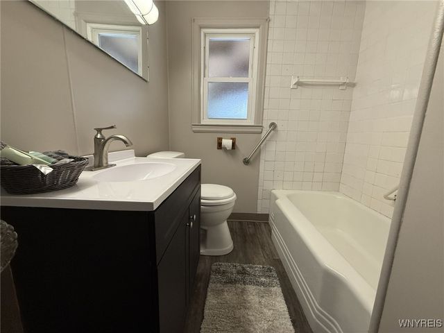 19 Allendale Road, Cheektowaga, NY 14215