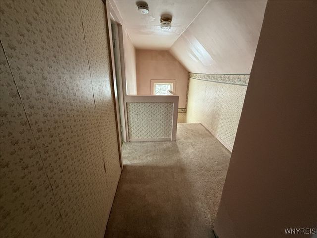 19 Allendale Road, Cheektowaga, NY 14215