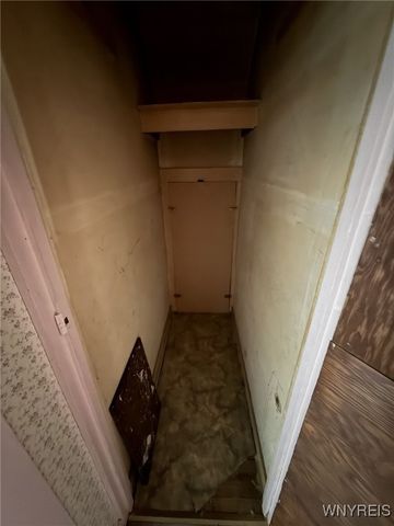 19 Allendale Road, Cheektowaga, NY 14215