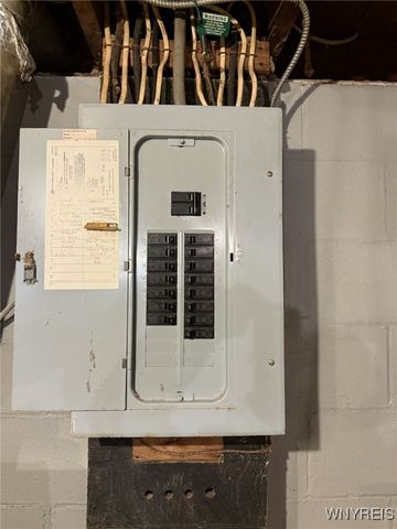 19 Allendale Road, Cheektowaga, NY 14215