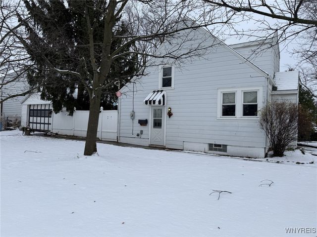 19 Allendale Road, Cheektowaga, NY 14215