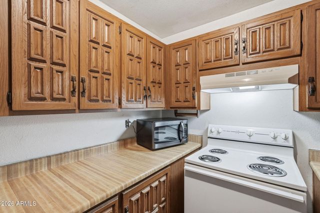 3120 N 67TH Lane 50, Phoenix, AZ 85033