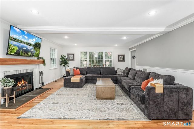 139 Seth Low Mountain Road, Ridgefield, CT 06877