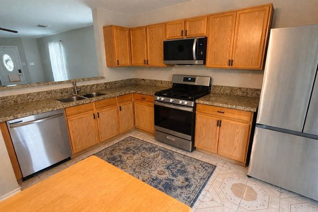 12006 Madison Oak Street, Houston, TX 77038