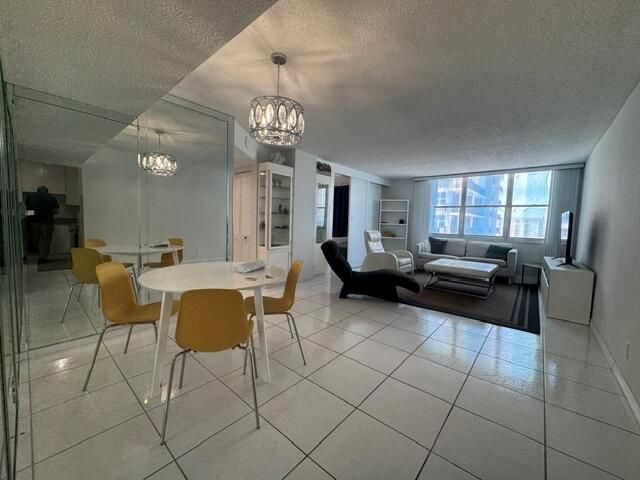2201 S Ocean Drive 1705, Hollywood, FL 33019