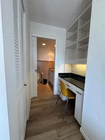 2201 S Ocean Drive 1705, Hollywood, FL 33019