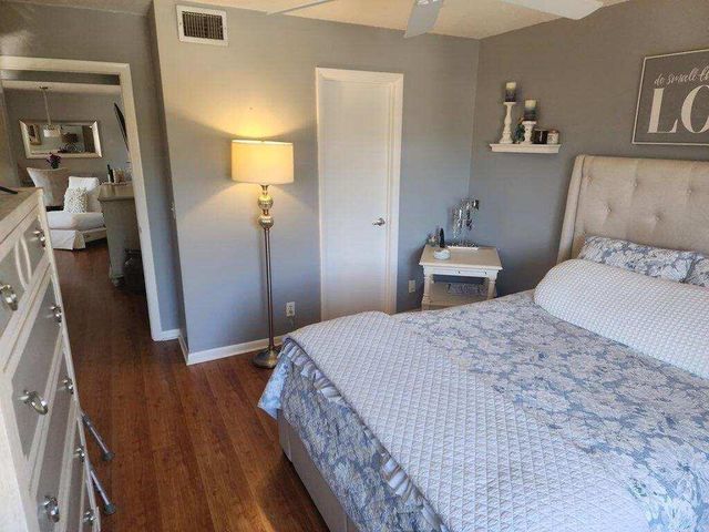 236 Pine Hov Circle D-2, Greenacres, FL 33463