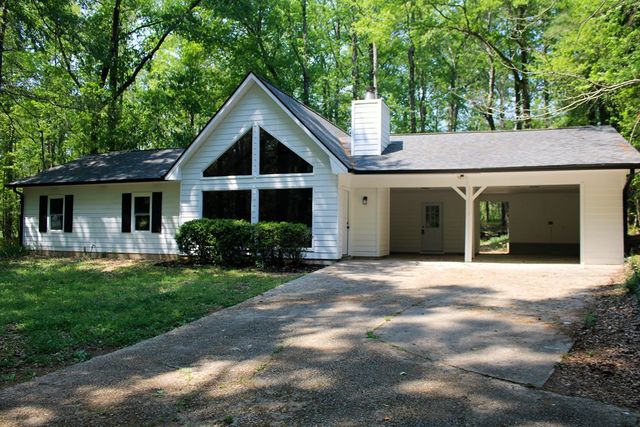 895 Waterview Drive, Lagrange, GA 30240