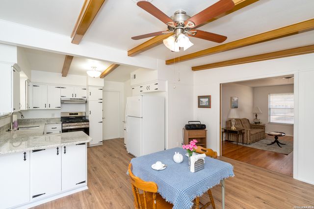 11122 Cedar Elm, San Antonio, TX 78230