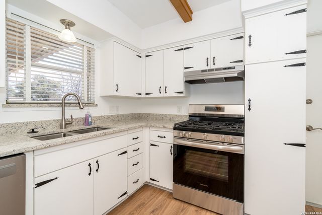 11122 Cedar Elm, San Antonio, TX 78230