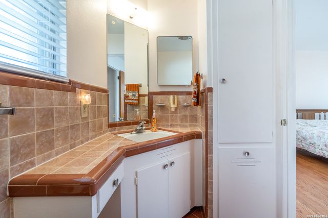 11122 Cedar Elm, San Antonio, TX 78230