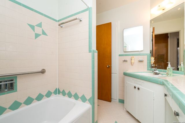 11122 Cedar Elm, San Antonio, TX 78230