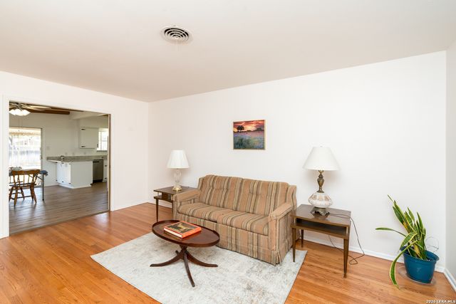 11122 Cedar Elm, San Antonio, TX 78230