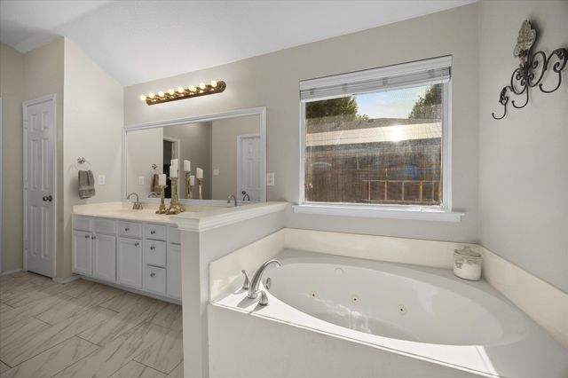 7005 Travelers Crossing, Rowlett, TX 75089