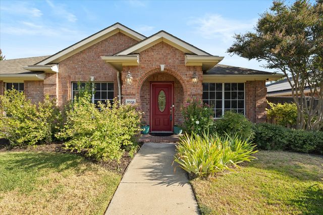7005 Travelers Crossing, Rowlett, TX 75089