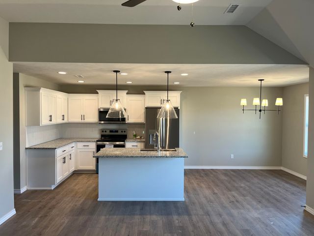 4357 W Riley Street, Springfield, MO 65802