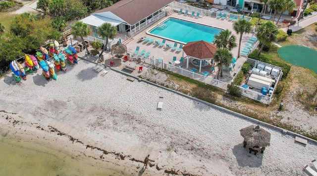 3765 41ST STREET S I, St Petersburg, FL 33711