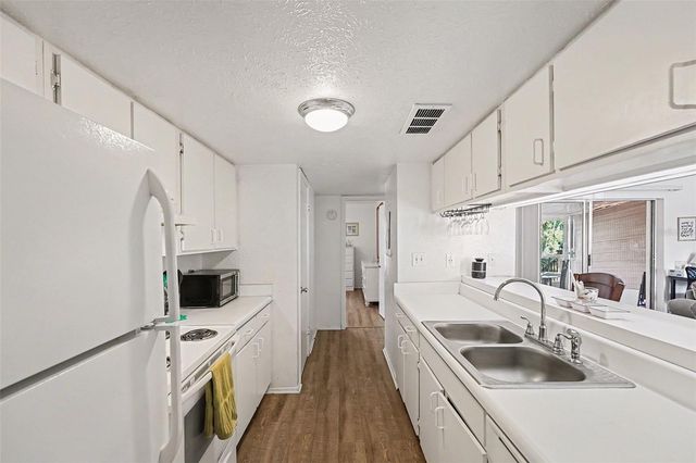 3765 41ST STREET S I, St Petersburg, FL 33711