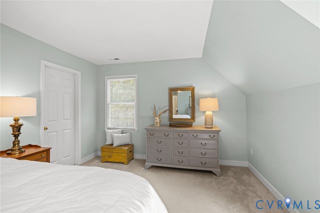 1937 Huguenot Hundred Dr, Midlothian, VA 23113