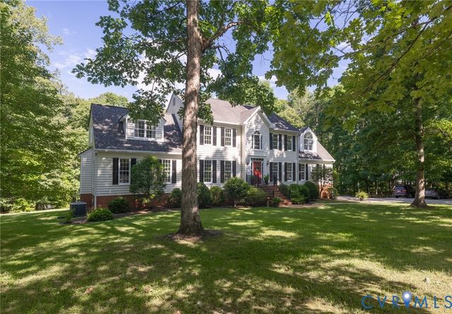 1937 Huguenot Hundred Dr, Midlothian, VA 23113